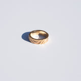 SCULPTED WEDDING BAND