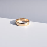 HALF ROUND CLASSIC WEDDING BAND